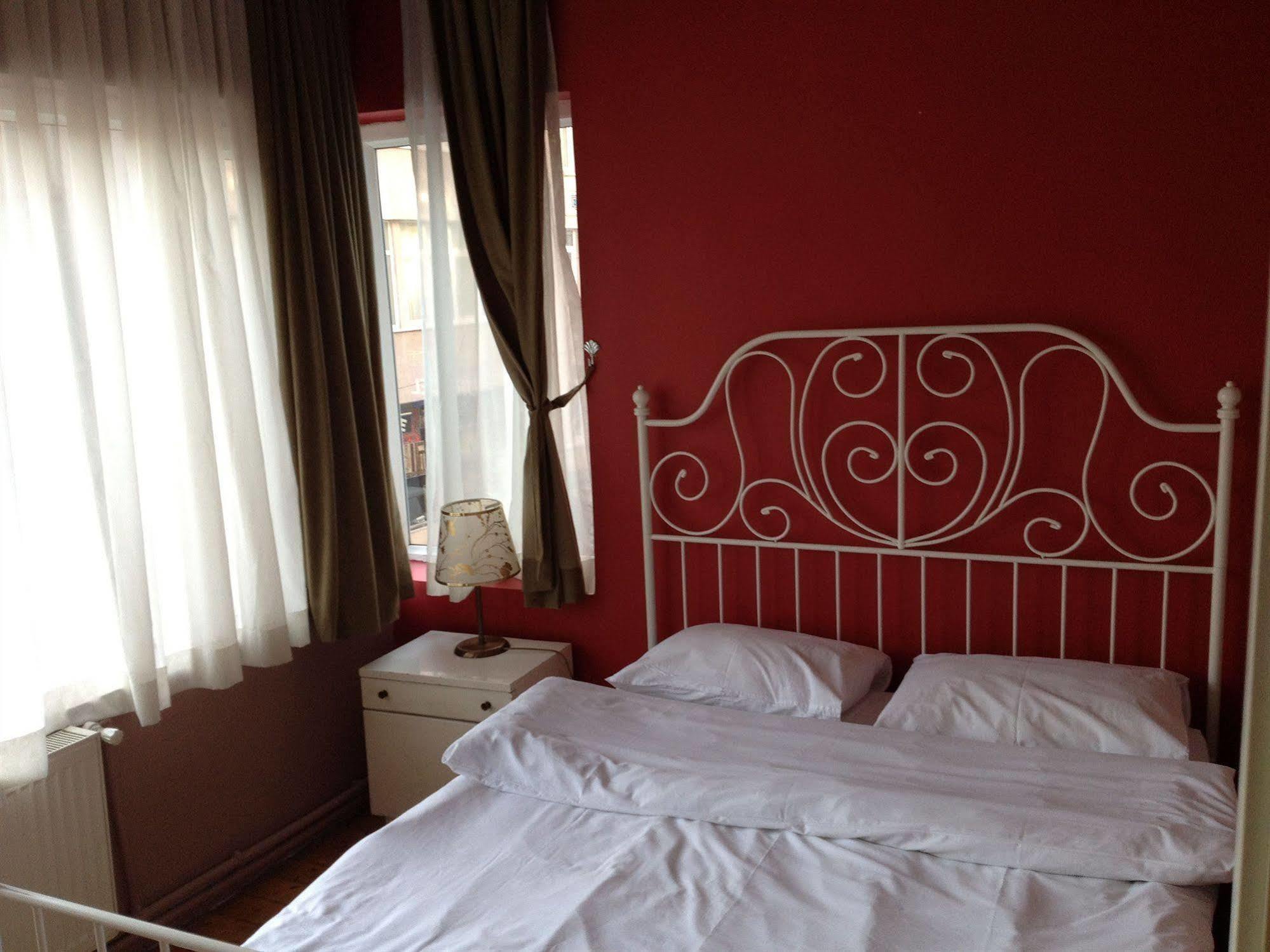 Cheers Midtown Hostel Stambuł Zewnętrze zdjęcie