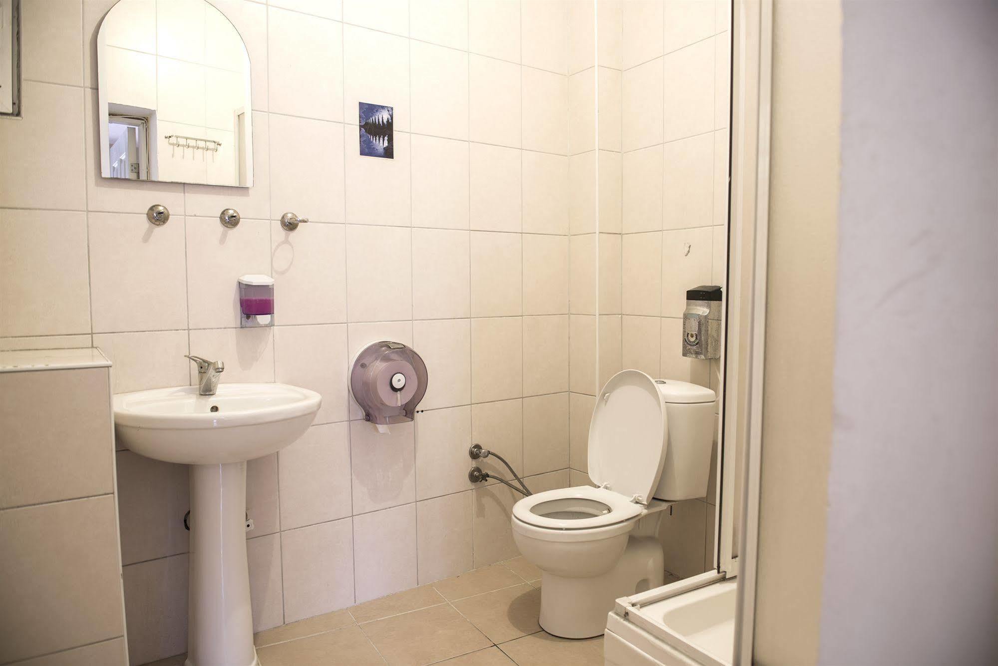 Cheers Midtown Hostel Stambuł Zewnętrze zdjęcie