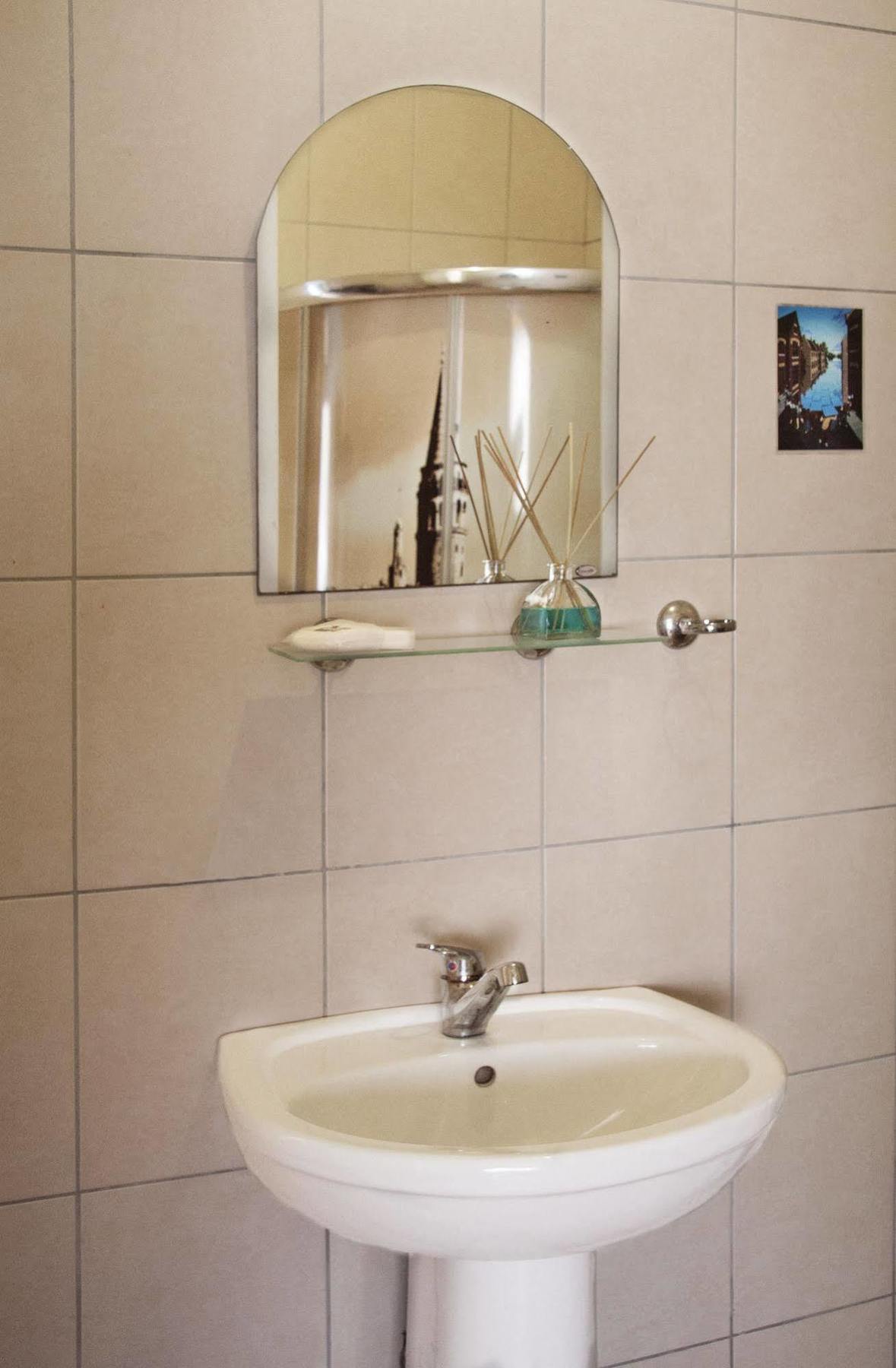 Cheers Midtown Hostel Stambuł Zewnętrze zdjęcie