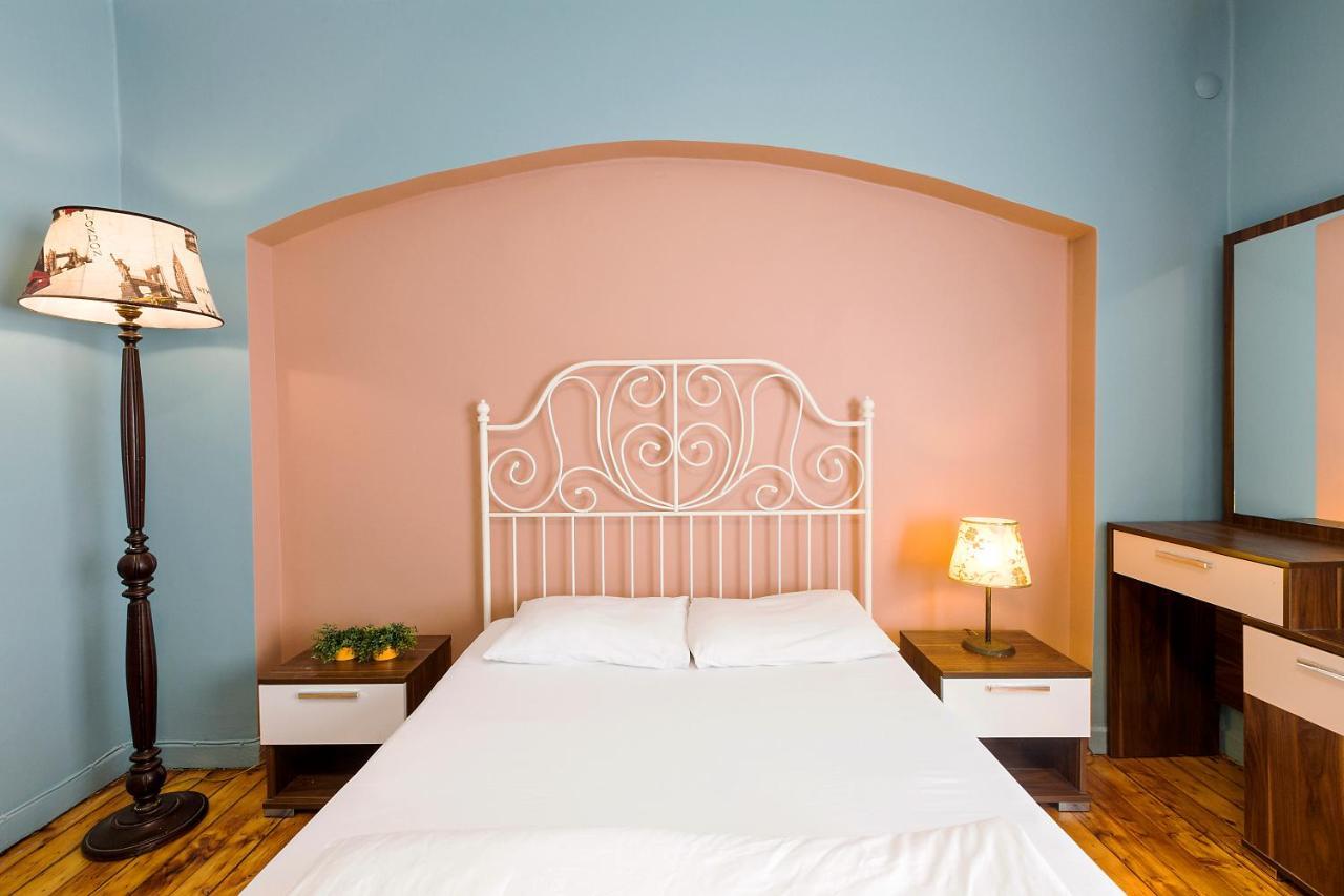 Cheers Midtown Hostel Stambuł Zewnętrze zdjęcie